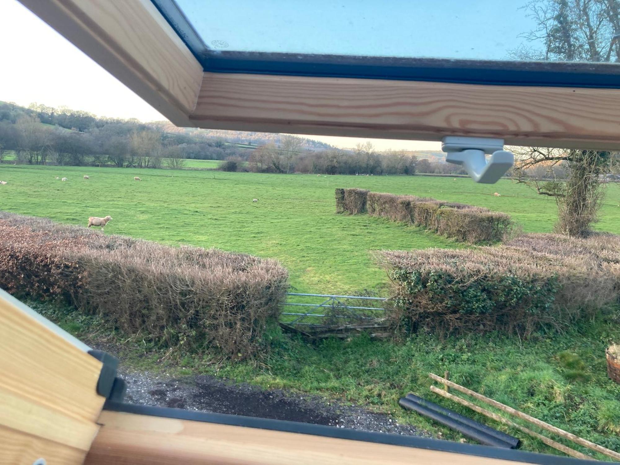 Rural Devon Retreat In Stunning Exe Valley. エクセター エクステリア 写真